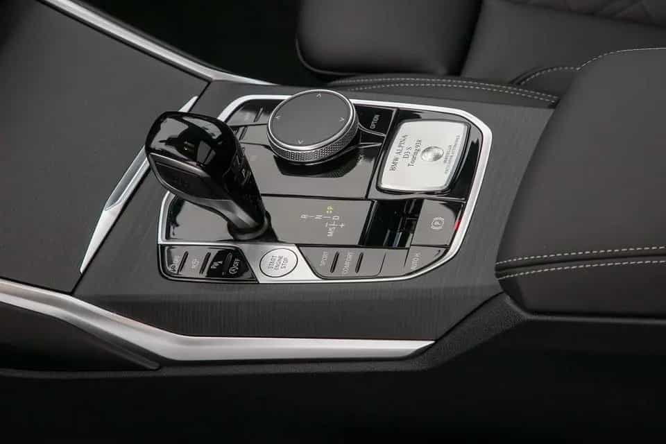 ALPINA D3 S 3.0 Allrad Touring HUD AHK Pano har/kar LED null-photo-9