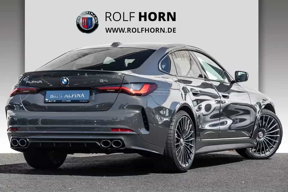 ALPINA B4 3.0 Biturbo Allrad Leder HUD har/kar Glasdach 12/2024-photo-1