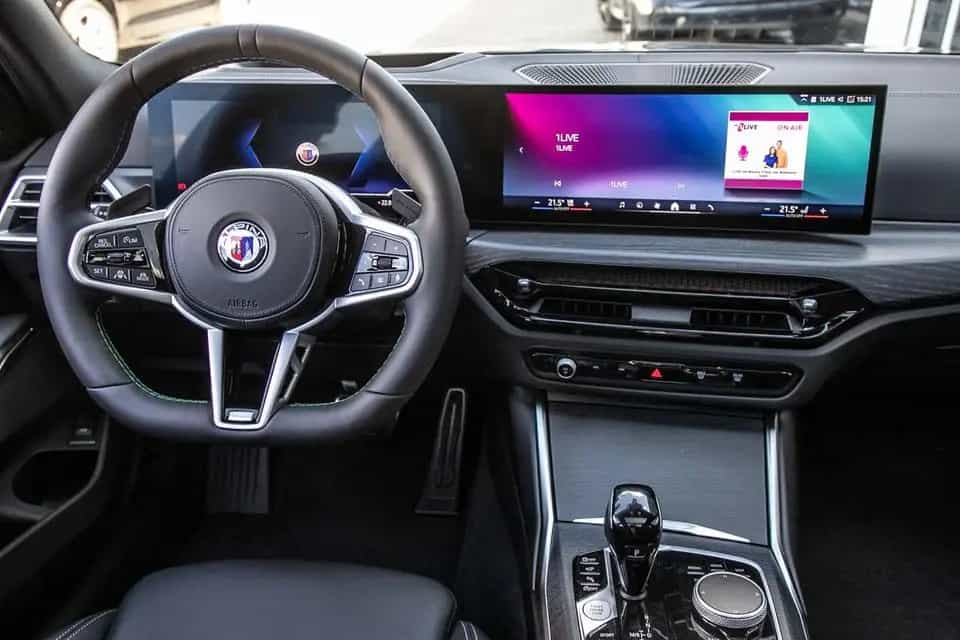 ALPINA D3 S 3.0 Allrad Touring 360 KAM Pano AHK SHZ HUD null-photo-13