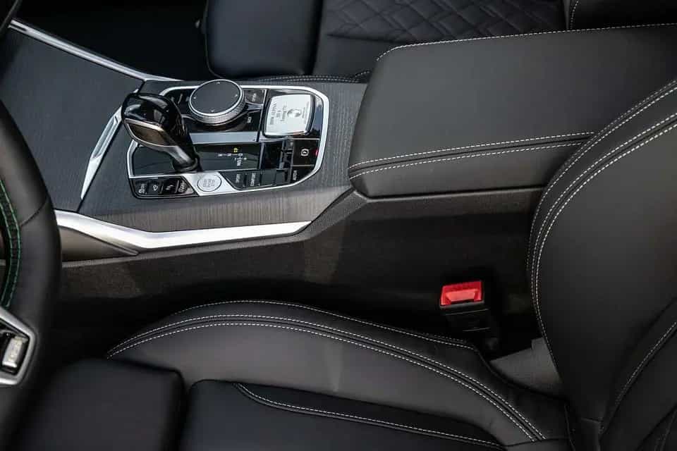 ALPINA D3 S 3.0 Allrad Touring 360 KAM Pano AHK SHZ HUD null-photo-8