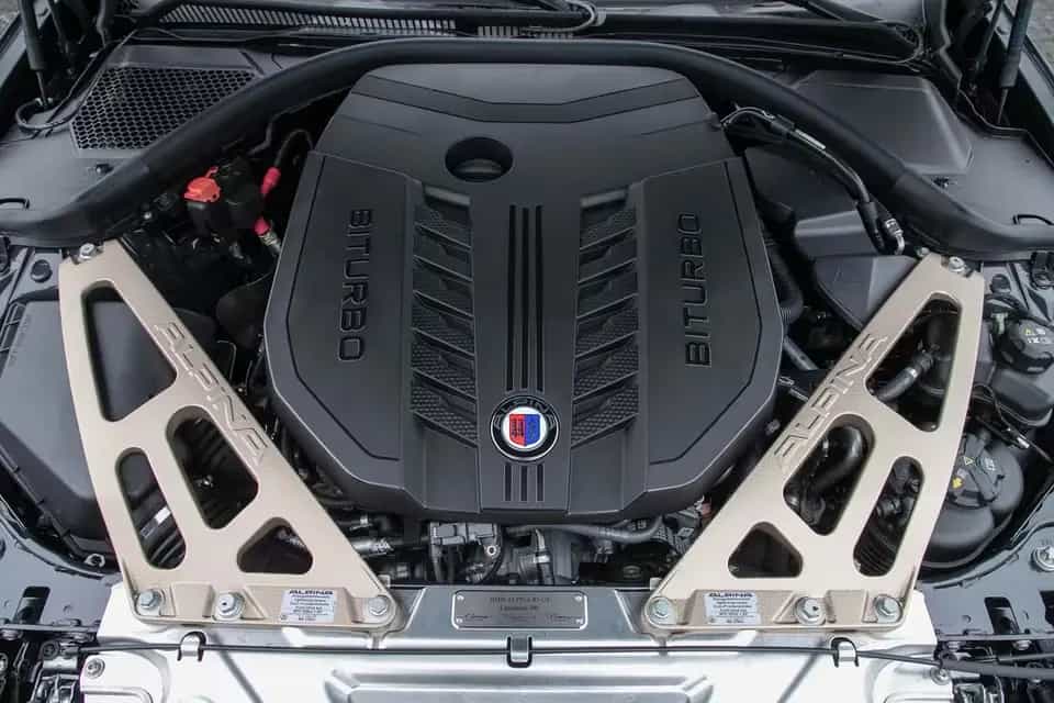ALPINA B3 3.0 Allrad GT PANO HUD 360KAM AHK LED null-photo-18