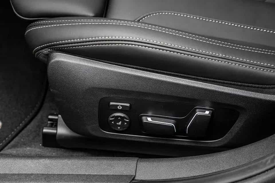 ALPINA D3 S 3.0 Allrad Touring AHK HUD Pano 360 har/kar null-photo-11