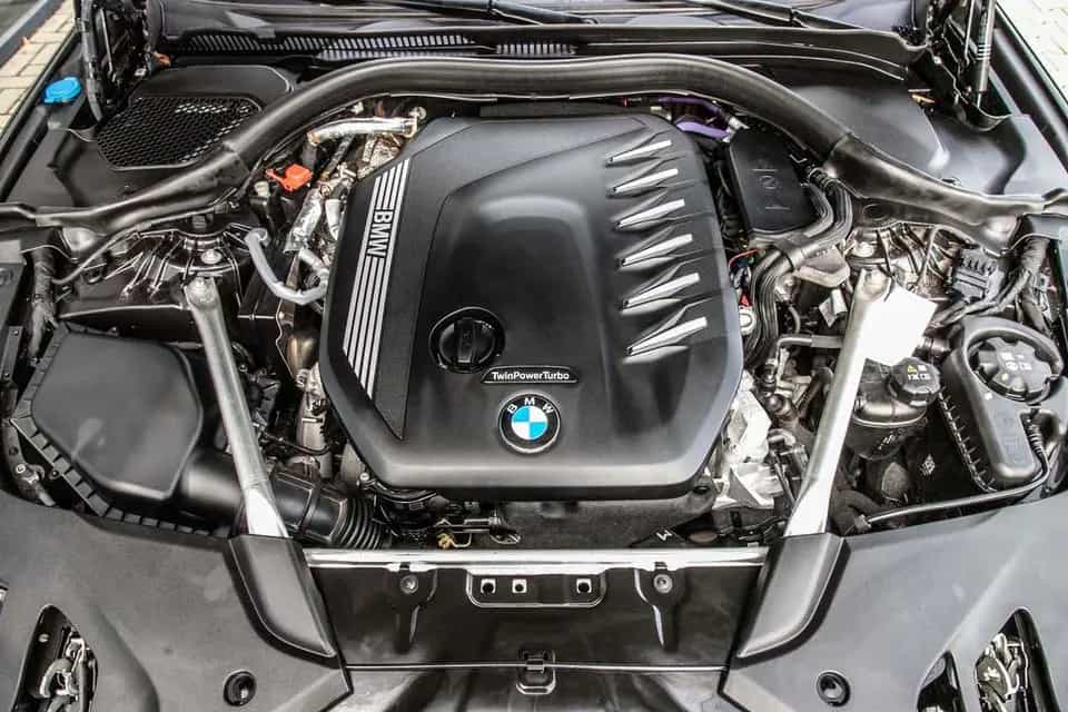 BMW 530 d xDrive Touring Luxury Line Panod. AHK adLED 03/2023-photo-17