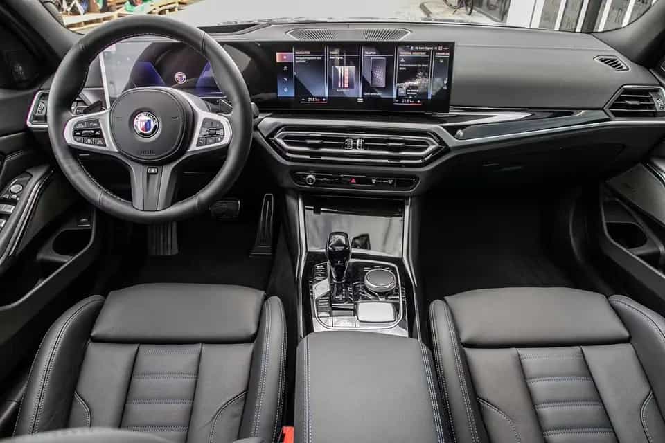 ALPINA D3 S 3.0Touring Nav Merino Leder Pano HUD SHZ 08/2025-photo-3