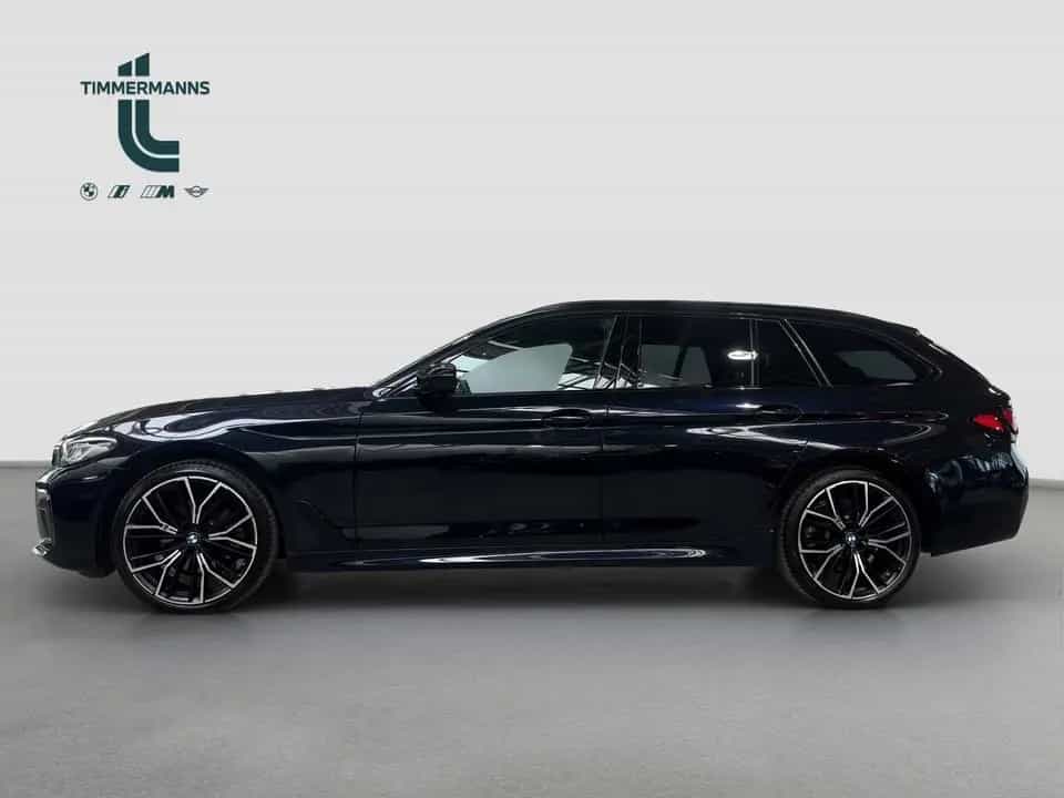 BMW 520 d xDrive Touring M Sport Pano AdLED AHK 12/2021-photo-1