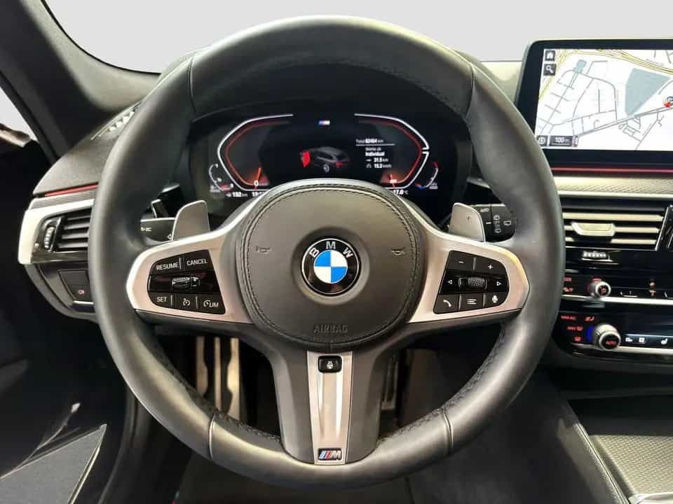 BMW 520 d xDrive Touring M Sport Pano AdLED AHK 12/2021-photo-10