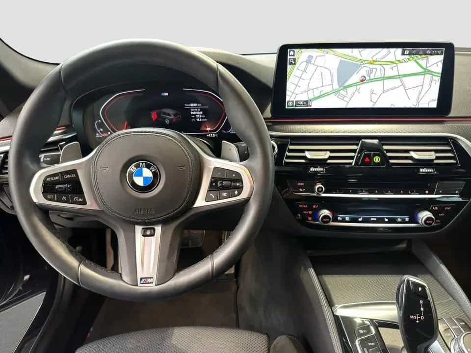BMW 520 d xDrive Touring M Sport Pano AdLED AHK 12/2021-photo-11