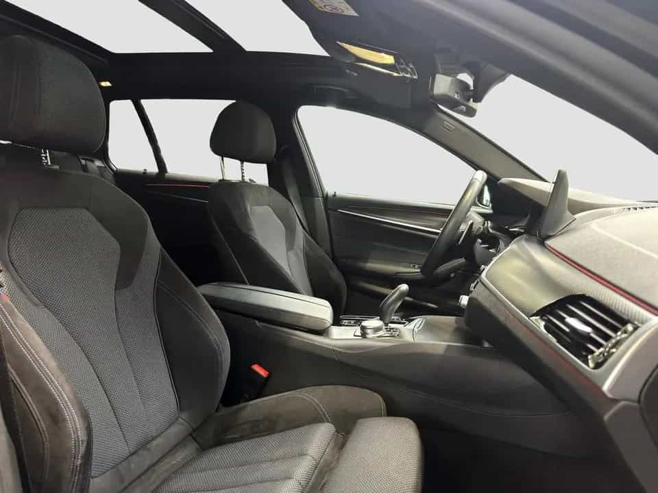 BMW 520 d xDrive Touring M Sport Pano AdLED AHK 12/2021-photo-14