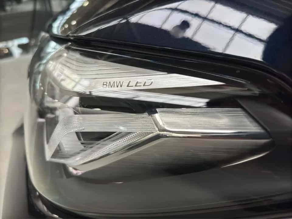 BMW 520 d xDrive Touring M Sport Pano AdLED AHK 12/2021-photo-17