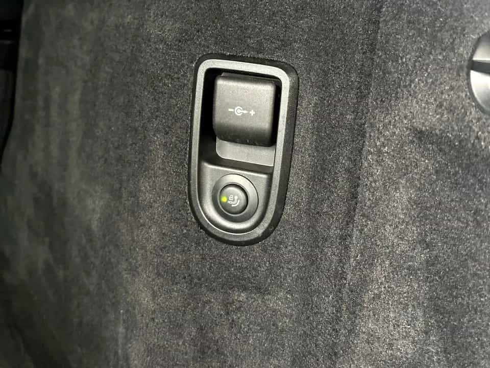 BMW 520 d xDrive Touring M Sport Pano AdLED AHK 12/2021-photo-19