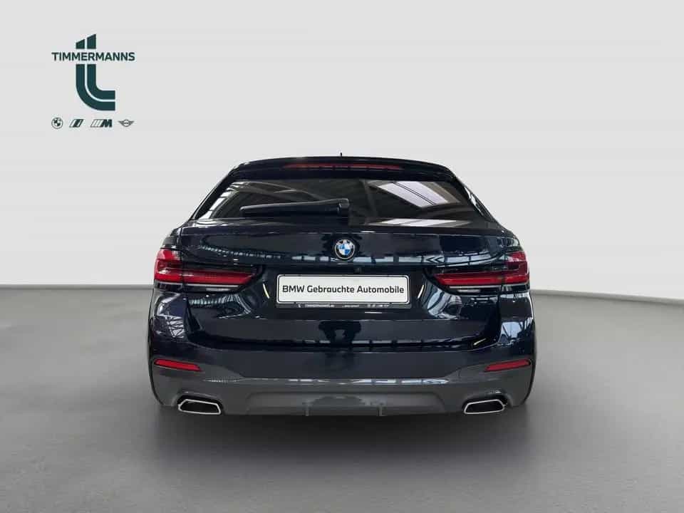 BMW 520 d xDrive Touring M Sport Pano AdLED AHK 12/2021-photo-3