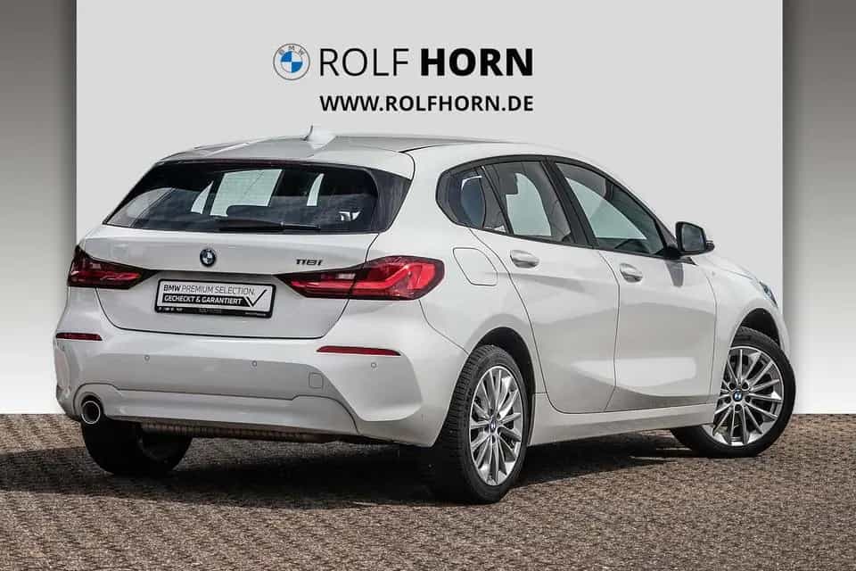 BMW 1 Series 118i Advantage Autom Navi LED Klima Sitzhzg 17" 03/2024-photo-1