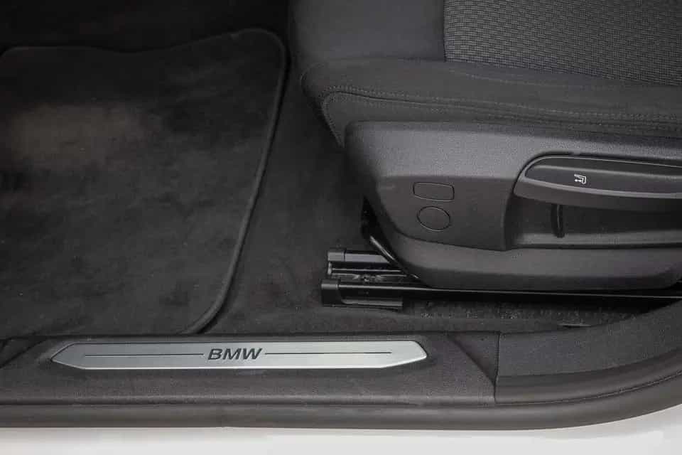 BMW 1 Series 118i Advantage Autom Navi LED Klima Sitzhzg 17" 03/2024-photo-10