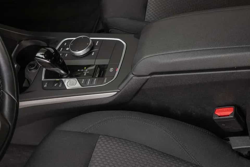 BMW 1 Series 118i Advantage Autom Navi LED Klima Sitzhzg 17" 03/2024-photo-8