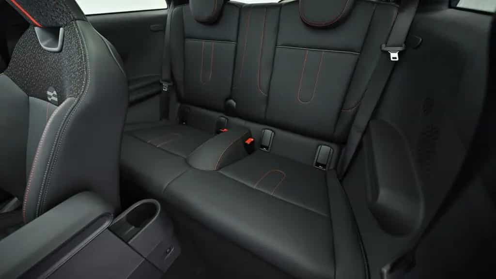 MINI Cooper S 11/2024-photo-13