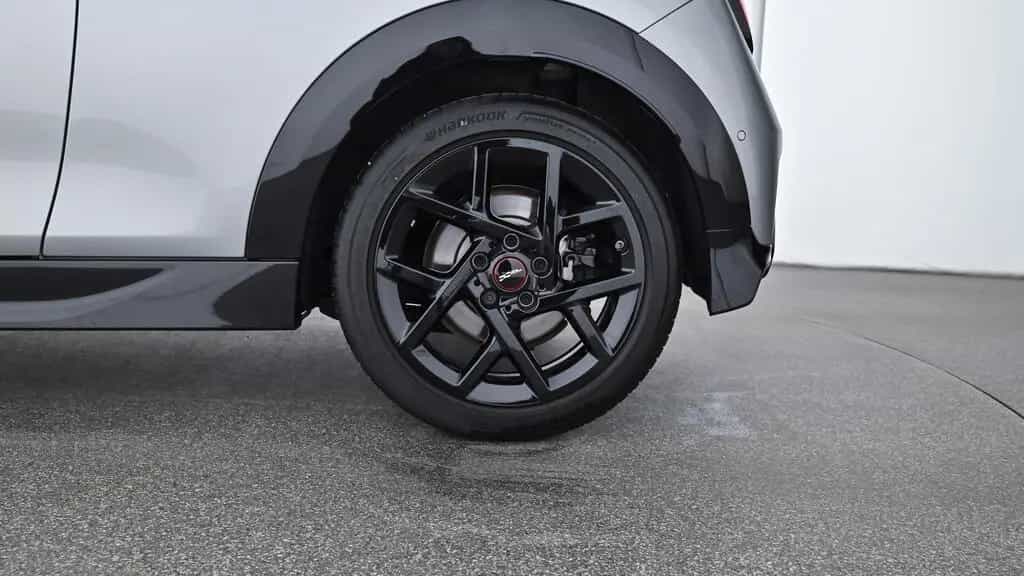 MINI Cooper S 11/2024-photo-16