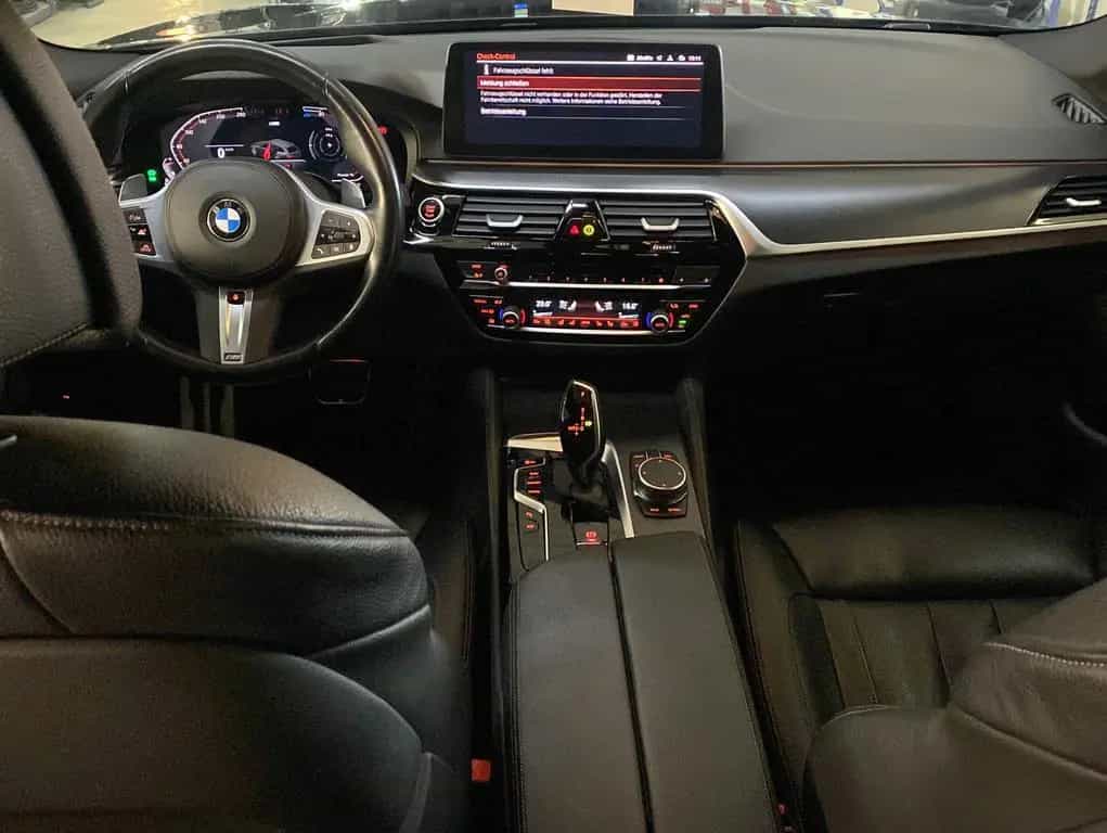 BMW 5 Series 520 dA xDrive M Sport*Pano*KeyGo*DAB*Hifi 04/2023-photo-11