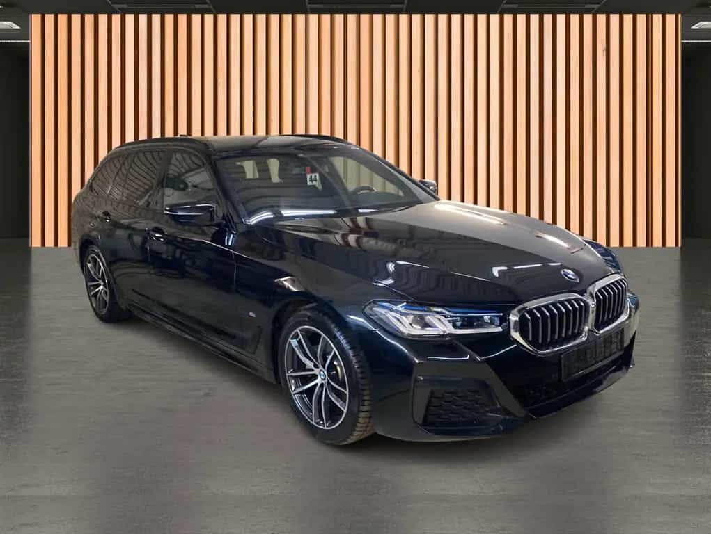 BMW 5 Series 520 dA xDrive M Sport*Pano*KeyGo*DAB*Hifi 04/2023-photo-9