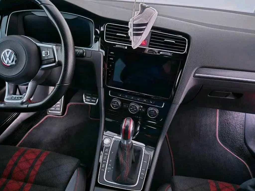 Volkswagen Golf Gti tcr 09/2019-photo-5