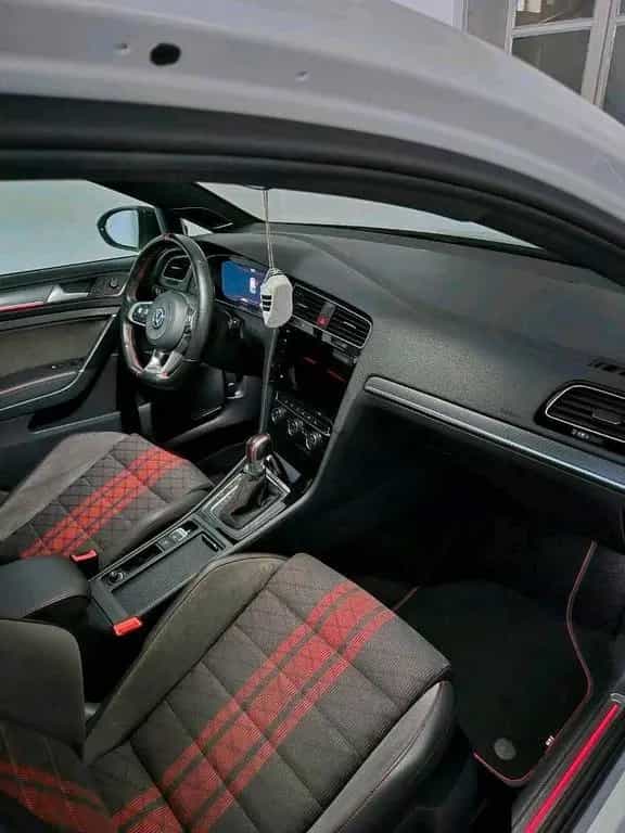 Volkswagen Golf Gti tcr 09/2019-photo-8