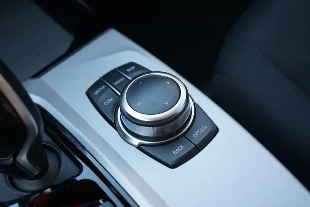 BMW X3 xDrive 20 i Advantage Xenon Navi Sitzheizung 01/2020-photo-16