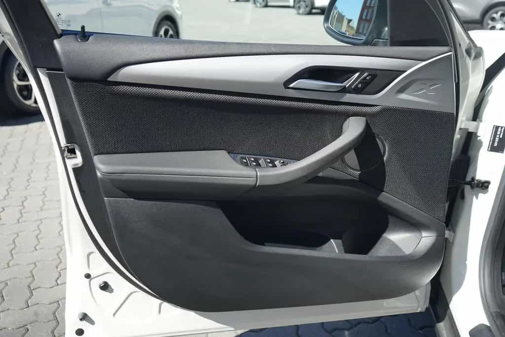 BMW X3 xDrive 20 i Advantage Xenon Navi Sitzheizung 01/2020-photo-24