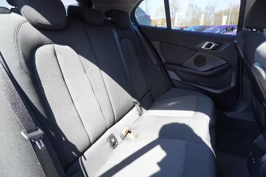 BMW 118 i Advantage Tempomat Sitzheizung PDC 02/2021-photo-10
