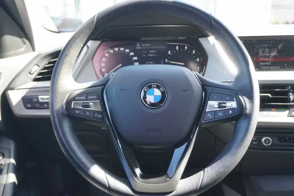 BMW 118 i Advantage Tempomat Sitzheizung PDC 02/2021-photo-14