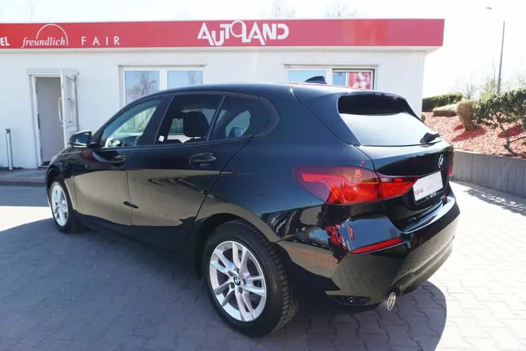 BMW 118 i Advantage Tempomat Sitzheizung PDC 02/2021-photo-2