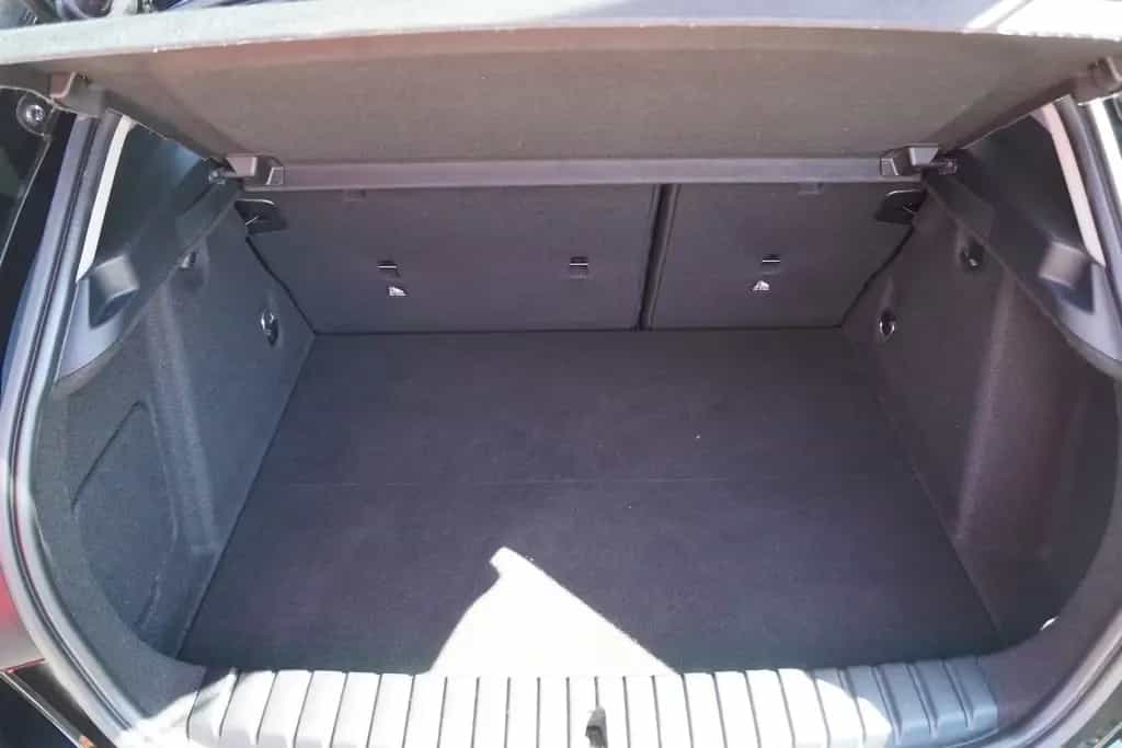 BMW 118 i Advantage Tempomat Sitzheizung PDC 02/2021-photo-8