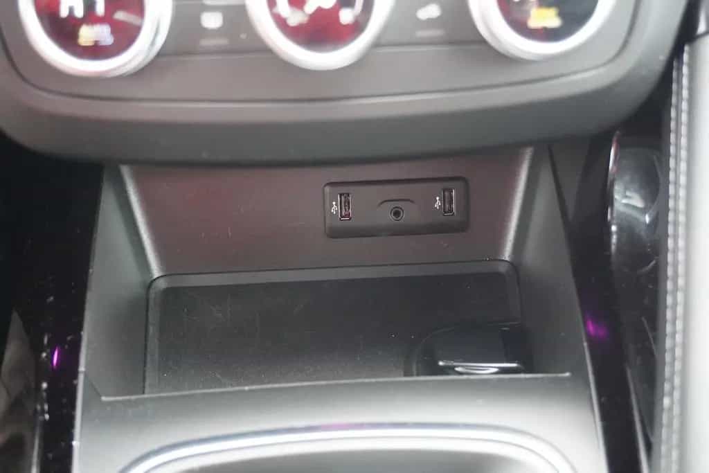 Renault Kadjar 1.3 TCE Bose Edition LED Navi Totwinkel 11/2019-photo-26
