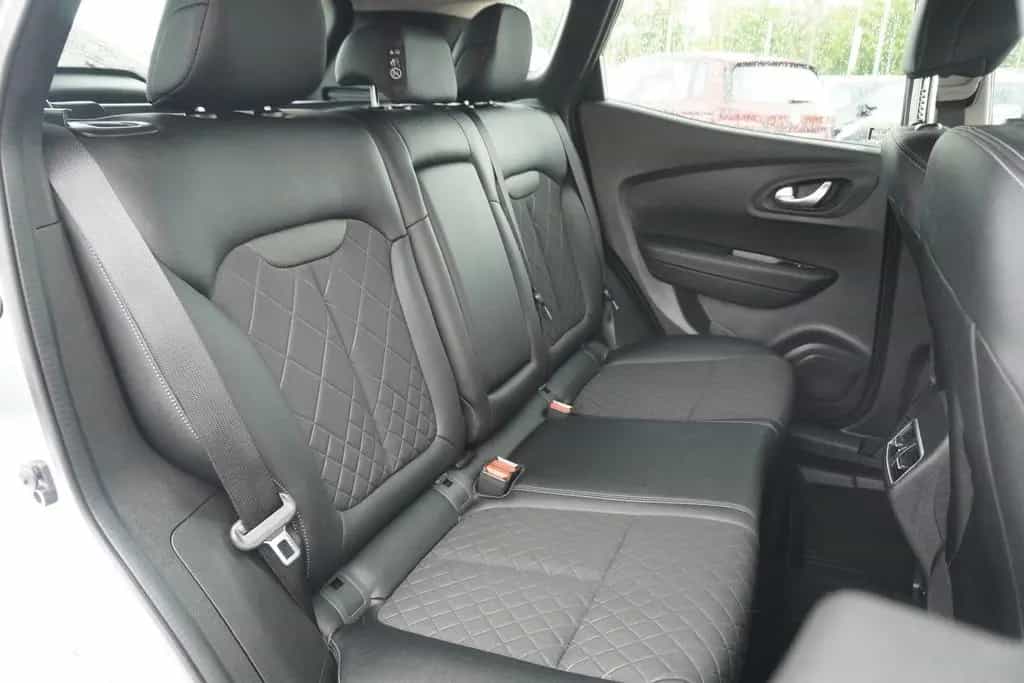 Renault Kadjar 1.3 TCE Bose Edition LED Navi Totwinkel 11/2019-photo-9