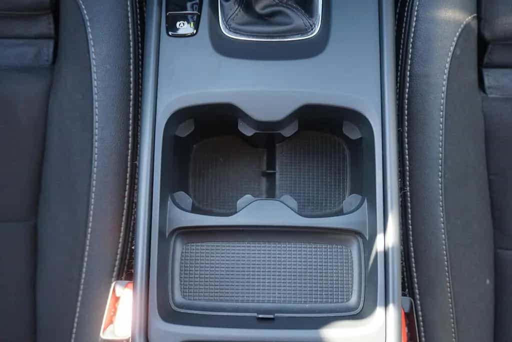 Volvo XC40 1.5 Momentum Pro 2WD LED Navi AHK Kamera 12/2019-photo-16