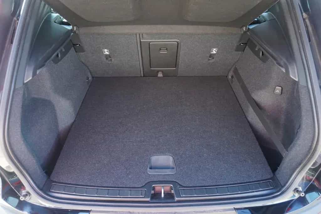 Volvo XC40 1.5 Momentum Pro 2WD LED Navi AHK Kamera 12/2019-photo-31