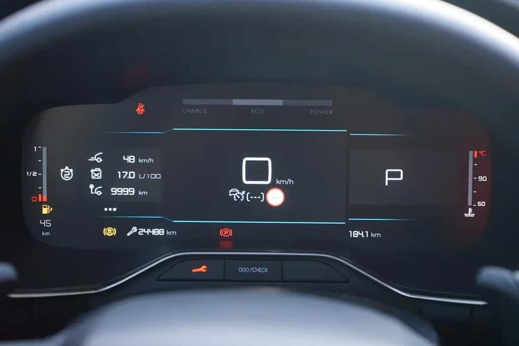 Citroën C5 Aircross 1.2  MHEV 136 PLUS LED Navi Kamera 01/2024-photo-17