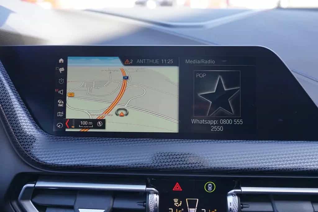 BMW 118 i Advantage LED Navi Klimaaut. Kamera 07/2020-photo-12