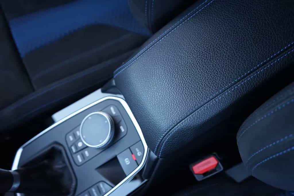 BMW 118 i Advantage LED Navi Klimaaut. Kamera 07/2020-photo-21