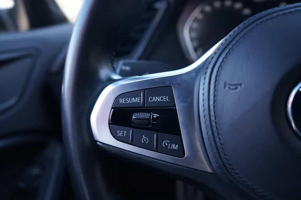 BMW 118 i Advantage LED Navi Klimaaut. Kamera 07/2020-photo-23