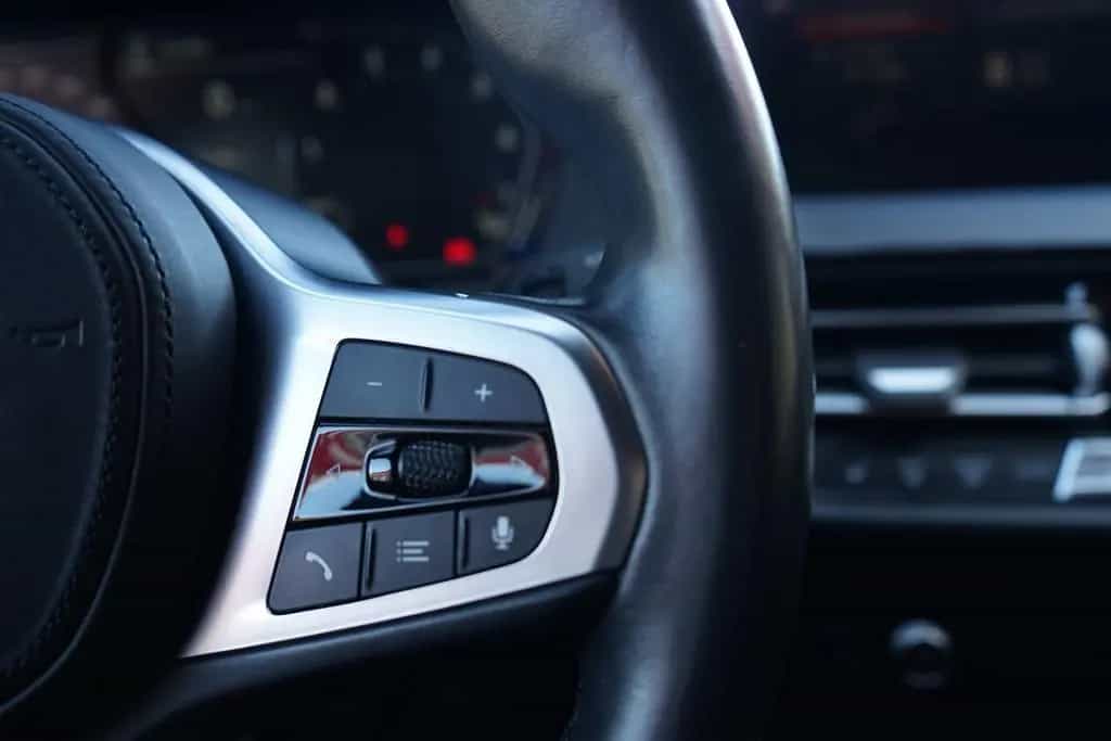 BMW 118 i Advantage LED Navi Klimaaut. Kamera 07/2020-photo-24