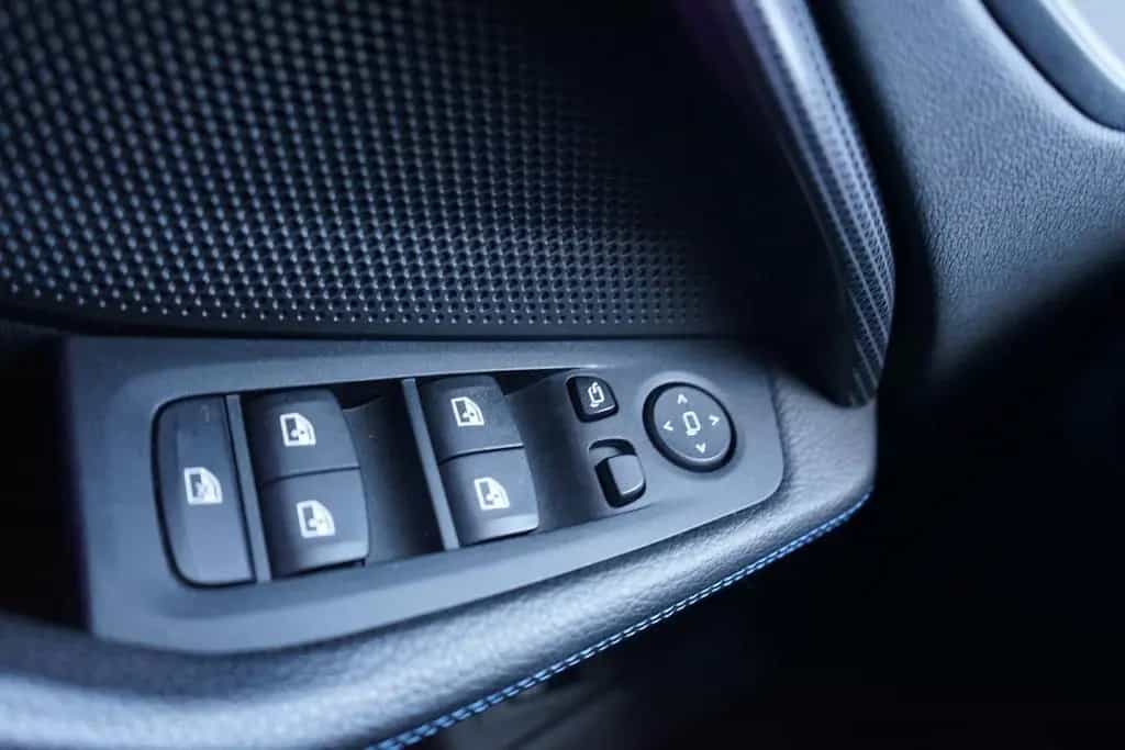 BMW 118 i Advantage LED Navi Klimaaut. Kamera 07/2020-photo-29