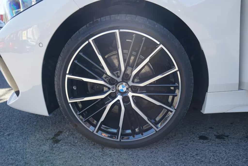 BMW 118 i Advantage LED Navi Klimaaut. Kamera 07/2020-photo-7