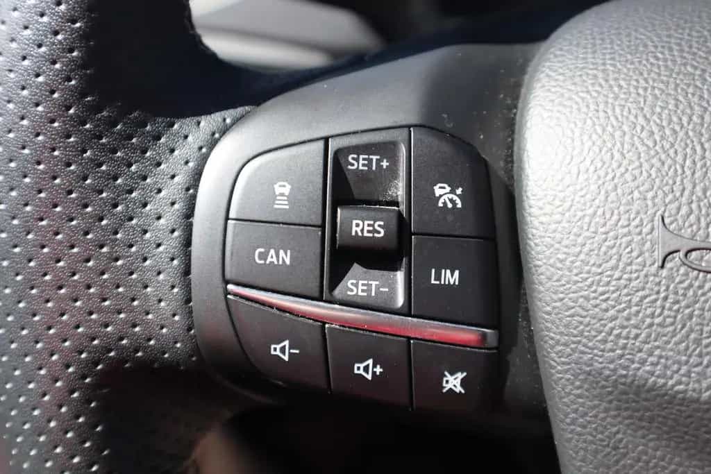 Ford Focus 2.3 EcoBoost ST LED Navi ACC Kamera Recaro 08/2020-photo-14