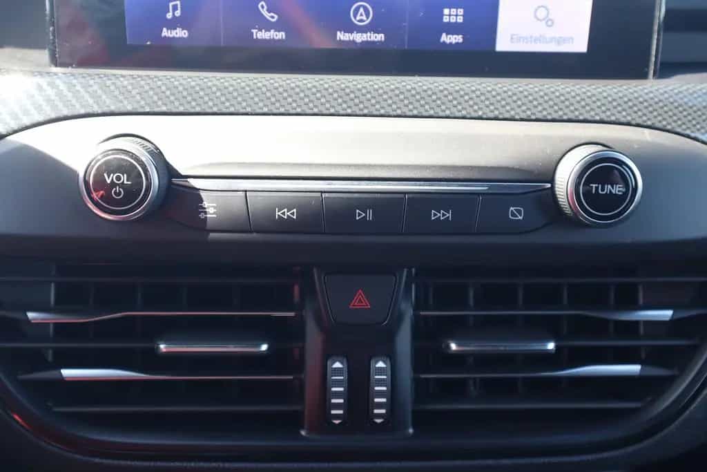 Ford Focus 2.3 EcoBoost ST LED Navi ACC Kamera Recaro 08/2020-photo-28