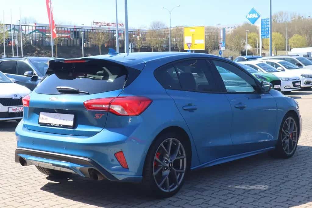 Ford Focus 2.3 EcoBoost ST LED Navi ACC Kamera Recaro 08/2020-photo-4