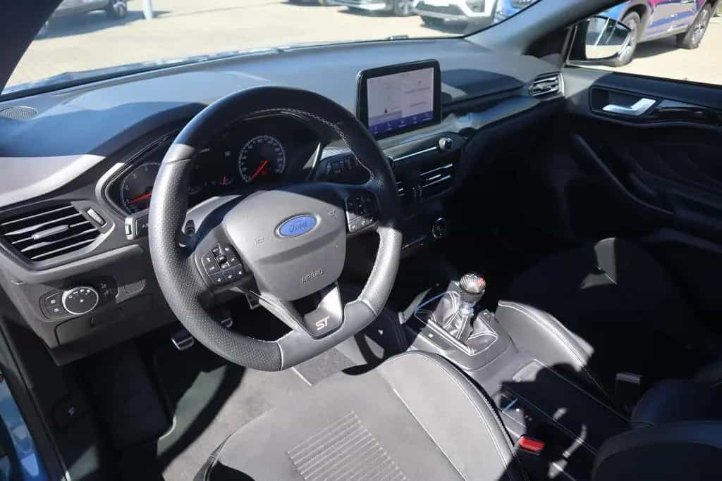 Ford Focus 2.3 EcoBoost ST LED Navi ACC Kamera Recaro 08/2020-photo-9