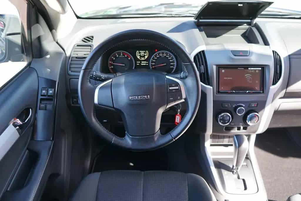 Isuzu D-Max 1.9 Space Cab.Custom 4WD Klima Tempomat DA 11/2019-photo-14