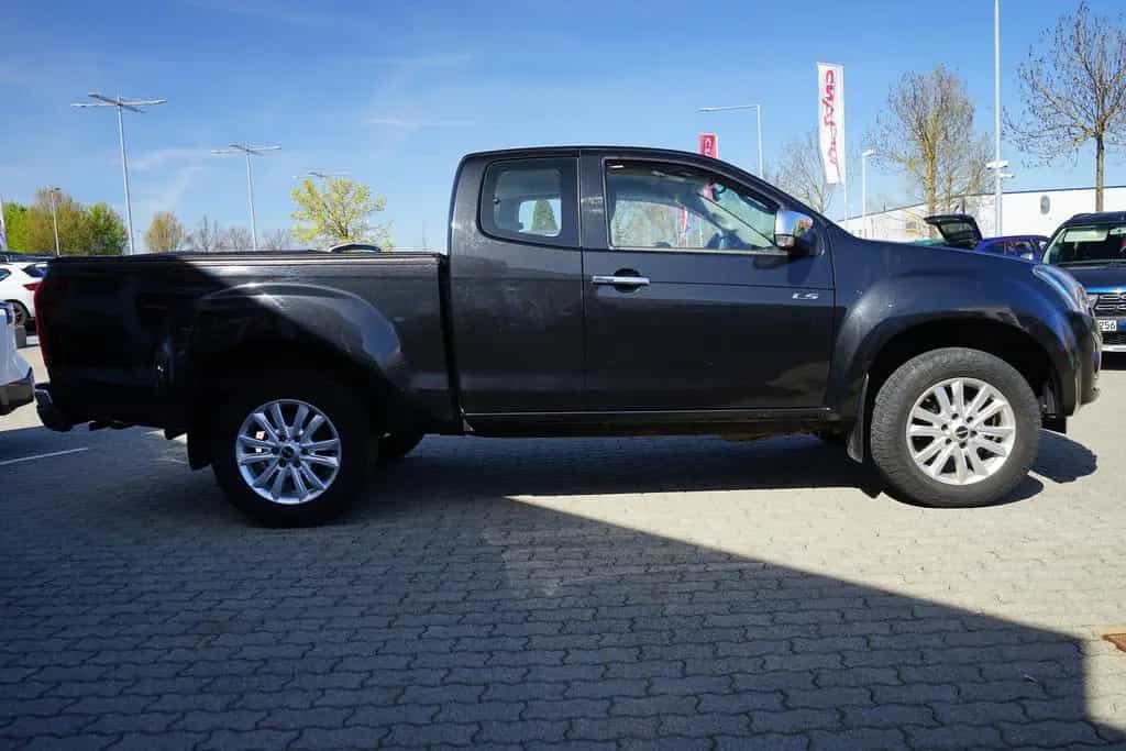 Isuzu D-Max 1.9 Space Cab.Custom 4WD Klima Tempomat DA 11/2019-photo-2