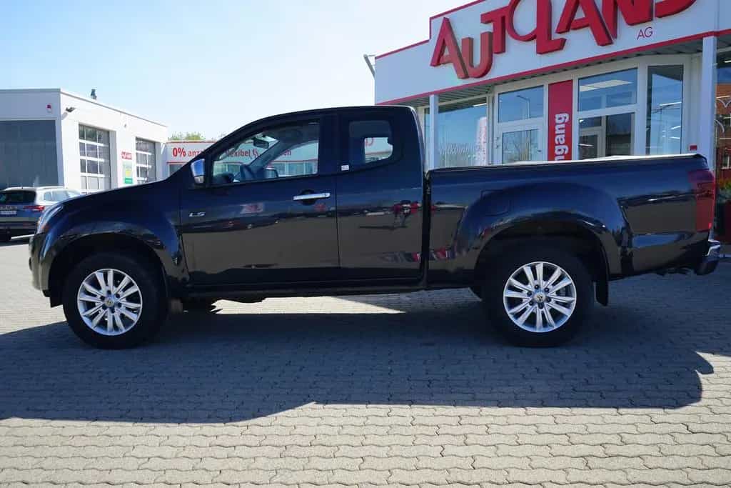 Isuzu D-Max 1.9 Space Cab.Custom 4WD Klima Tempomat DA 11/2019-photo-3