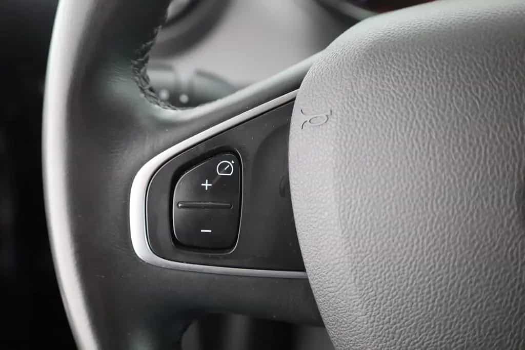 Renault Captur 1.2 TCe Intens Aut. Navi Tempomat PDC DAB 11/2018-photo-14
