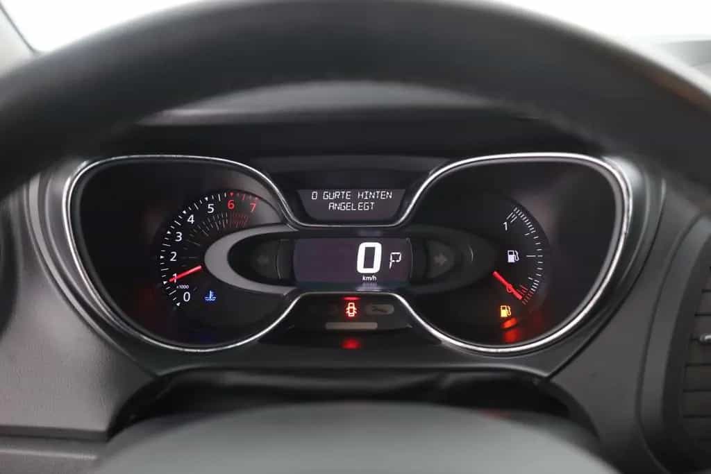 Renault Captur 1.2 TCe Intens Aut. Navi Tempomat PDC DAB 11/2018-photo-16